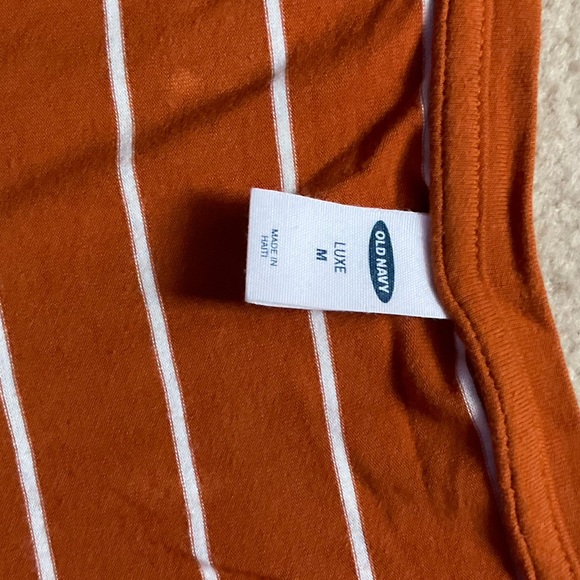 Tops - Picture 8 of 15